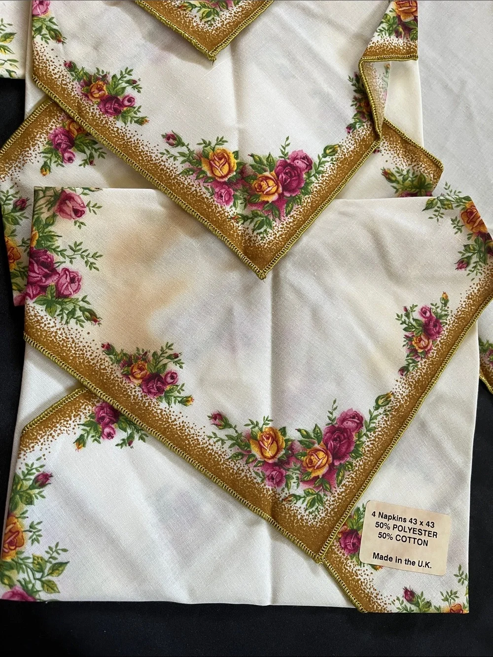 Vtg Royal Albert Old Country Roses Gold Trim Napkins Set Of 4 Unused *READ*